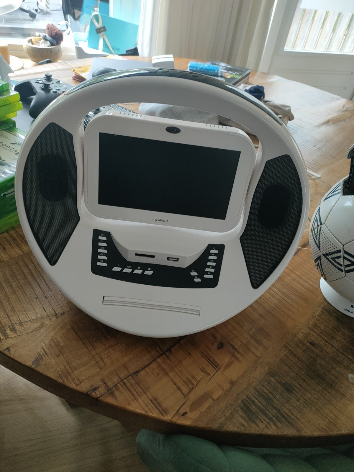 Vintage qmedia / umbro radio cassette Ball, Ophalen of Verzenden