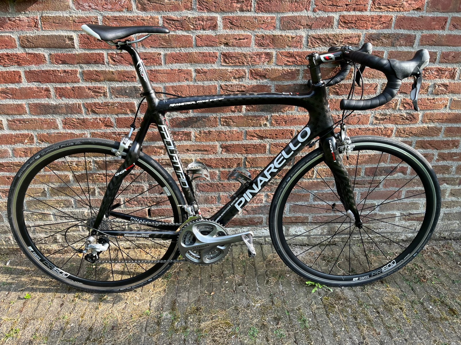 Pinarello FP Quattro 60 Ultegra, 28 inch, Gebruikt, Carbon, 57 tot 61 cm