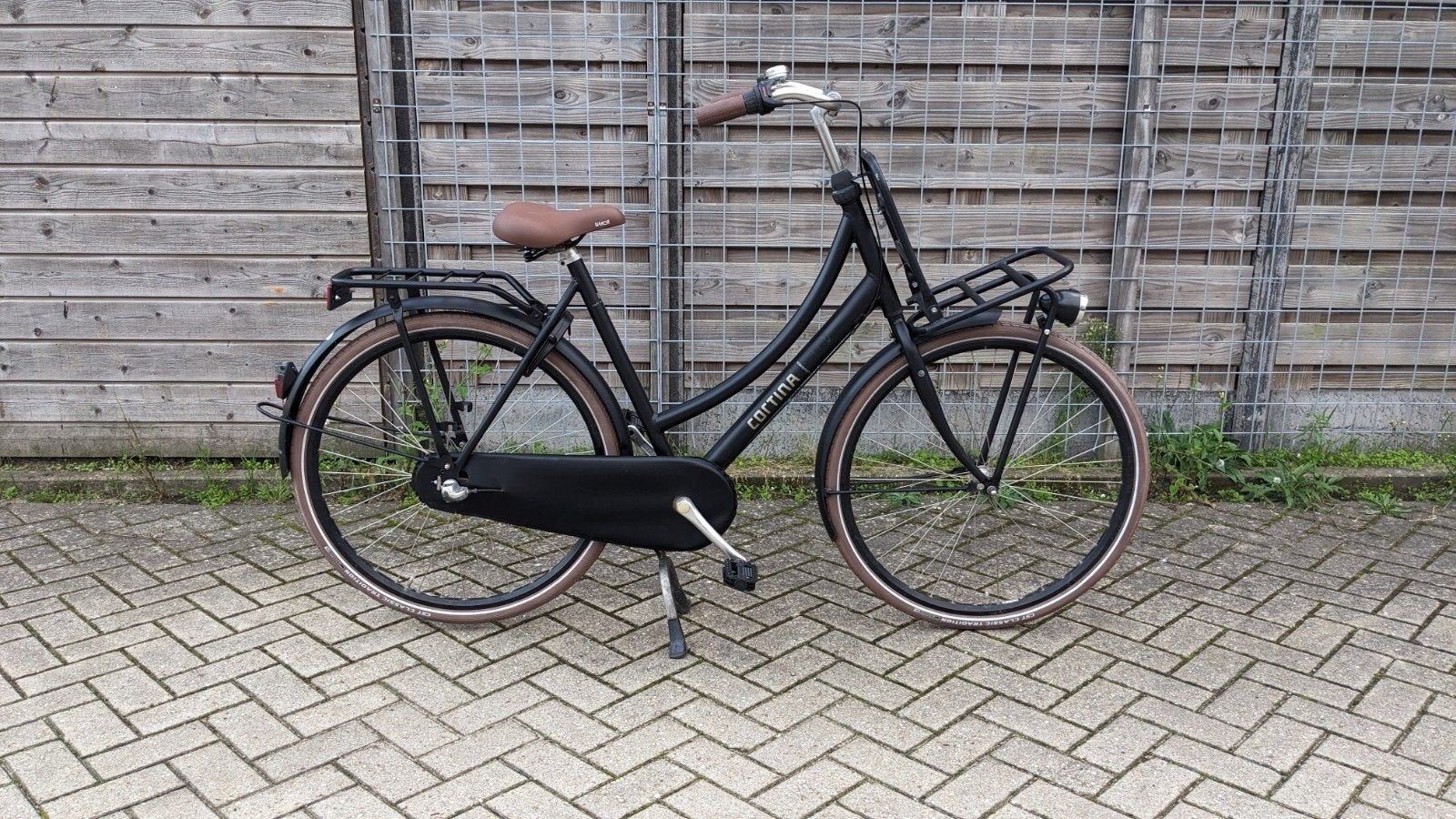 Cortina U4 56 cm 28" zgan, Ophalen, Terugtraprem, Cortina U4 Transport, Versnellingen