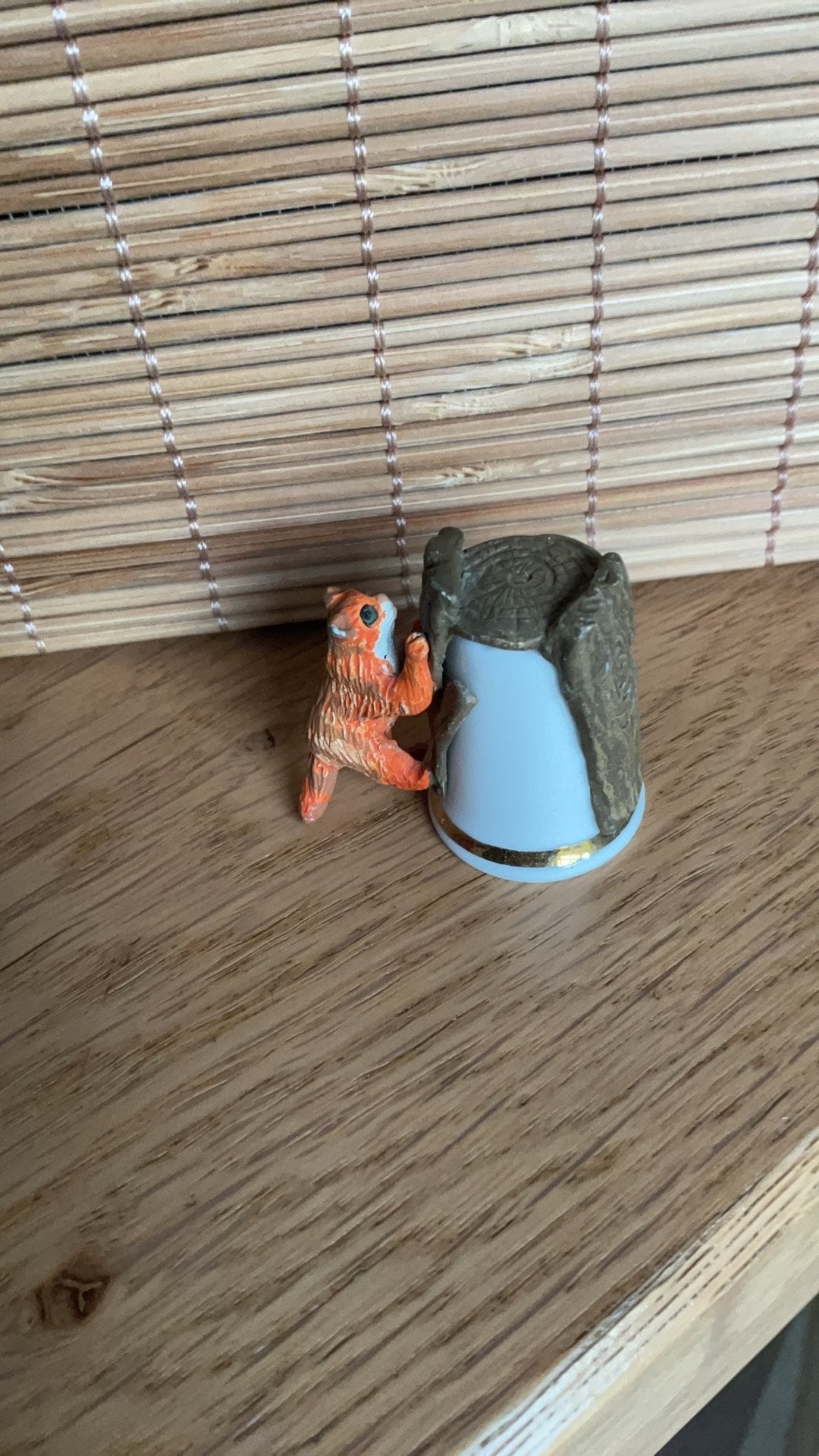 Rode kater vingerhoed vingerhoedje vingerhoedjes vingerhoed, Ophalen of Verzenden, Nieuw, Tin, Buitenland