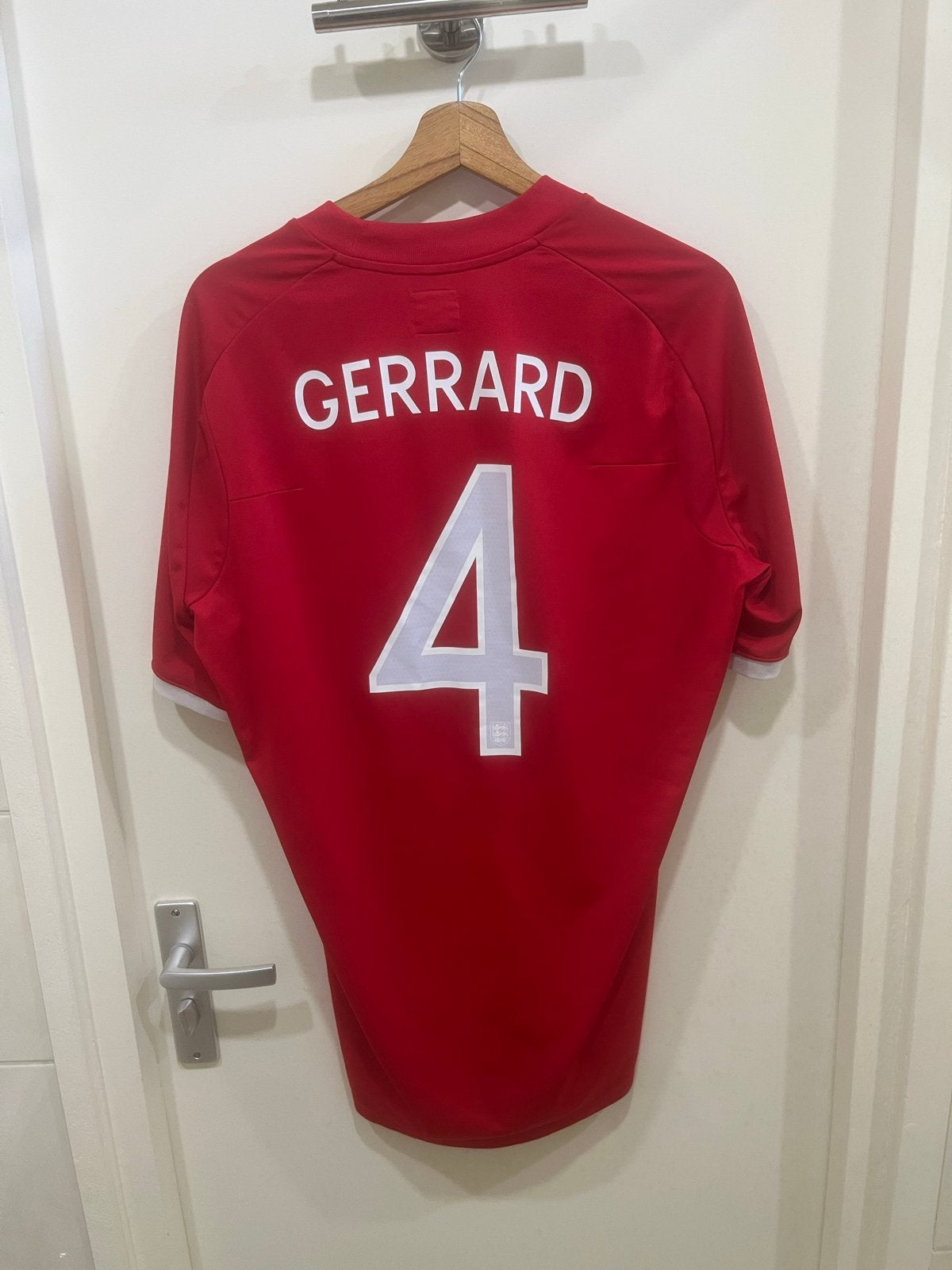 Engeland thuisshirt Gerrard #4 - Maat L, Ophalen, Maat 52/54 (L), Zo goed als nieuw, Voetbal