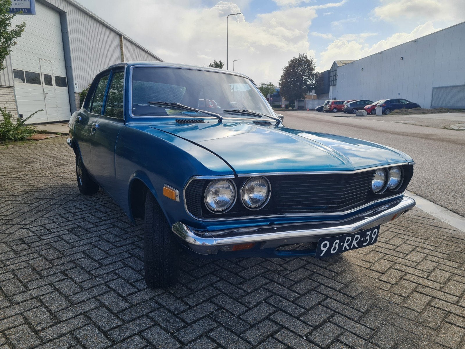 Mazda 616 / Oldtimer, foto 10