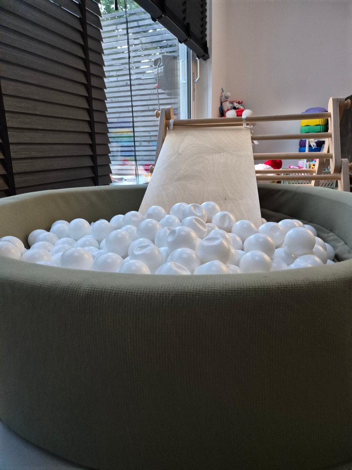 Jupiduu Glijbaan met ballenbak en 200 ballen, Ophalen of Verzenden, Zo goed als nieuw, Overige typen