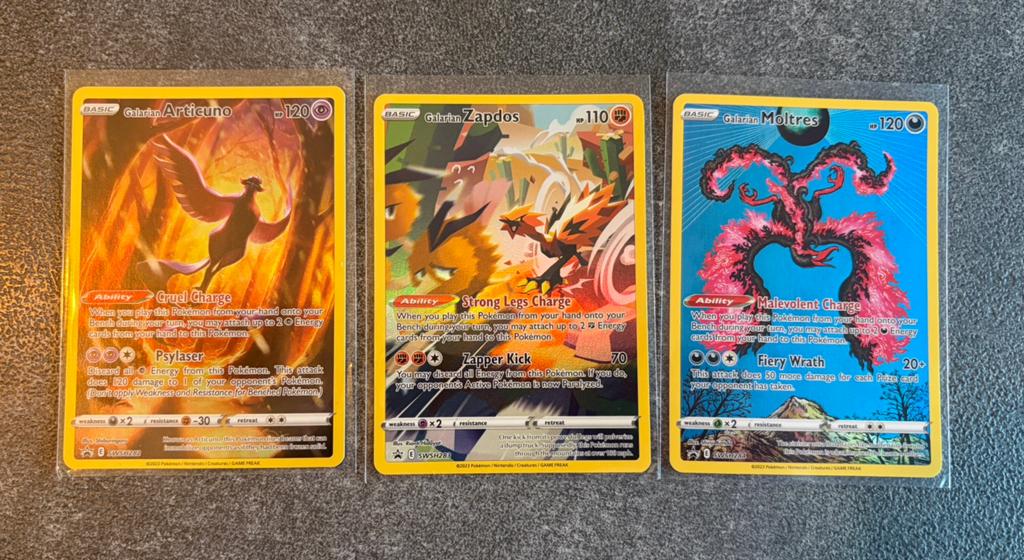 Articuno Zapdos Moltres Pokemon Promo Swsh282/283/284, Ophalen of Verzenden, Zo goed als nieuw
