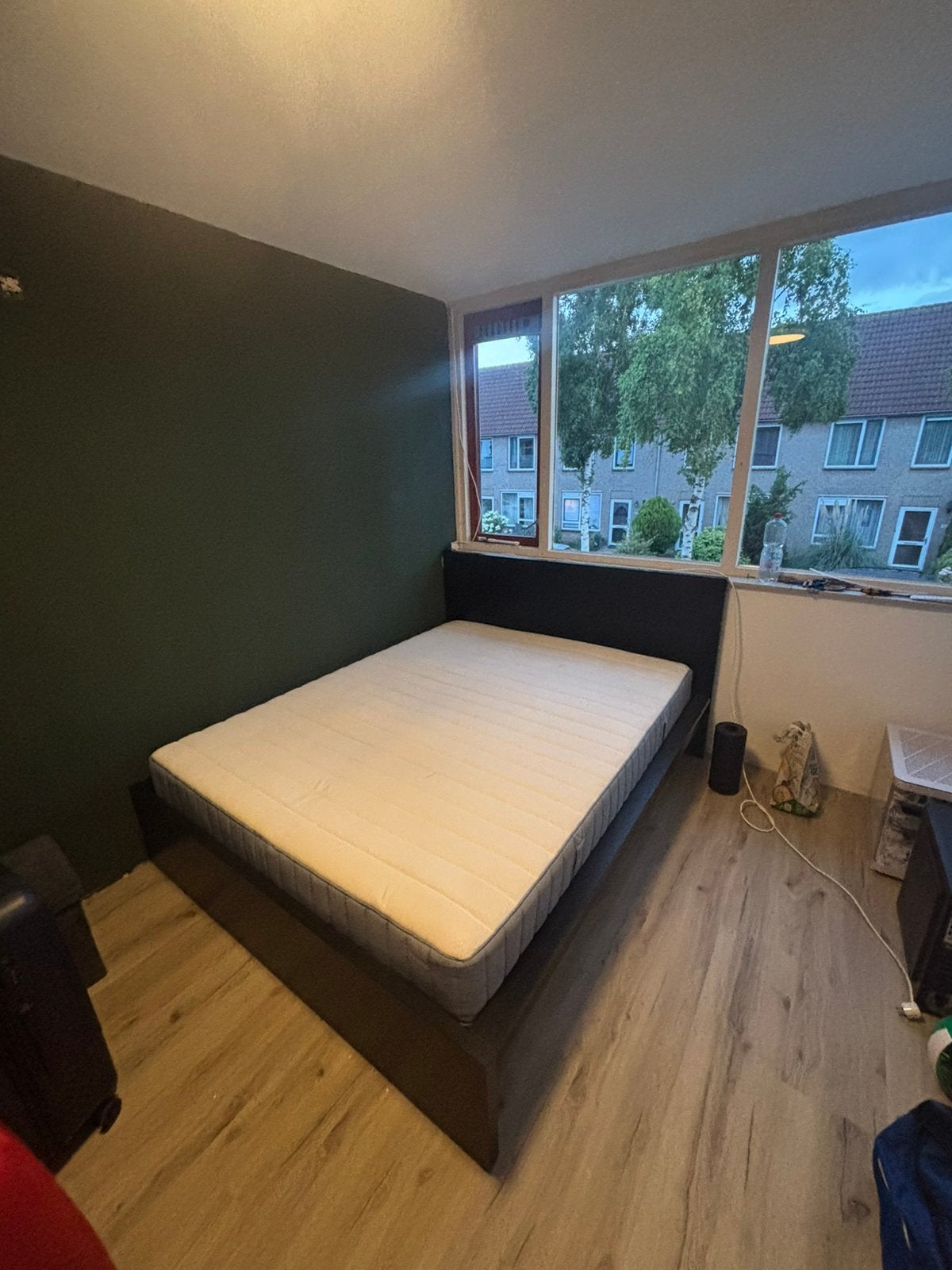 Bed 160x200 with mattress, Ophalen, Zo goed als nieuw, Tweepersoons, 160 cm