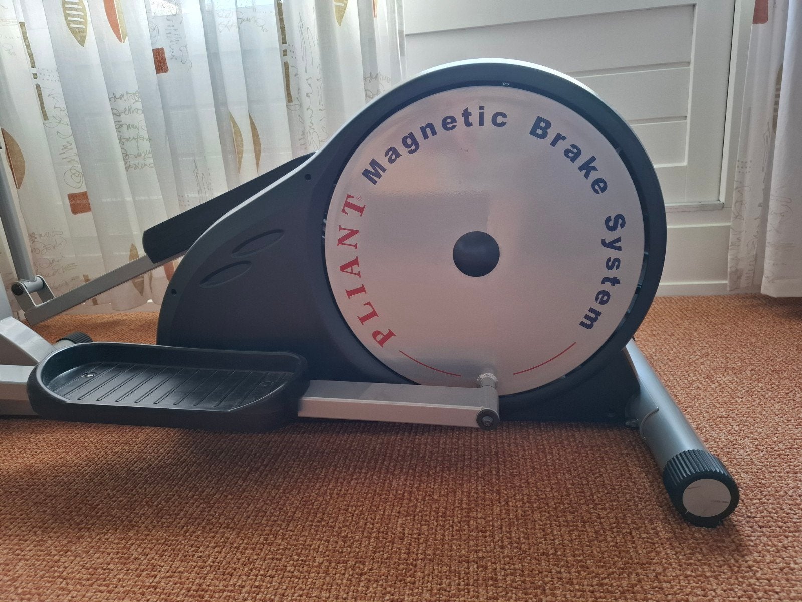 Crosstrainer Pliant Magnetic Brake System, Sport en Fitness, Fitnessapparatuur, Ophalen, Benen, Gebruikt, Crosstrainer