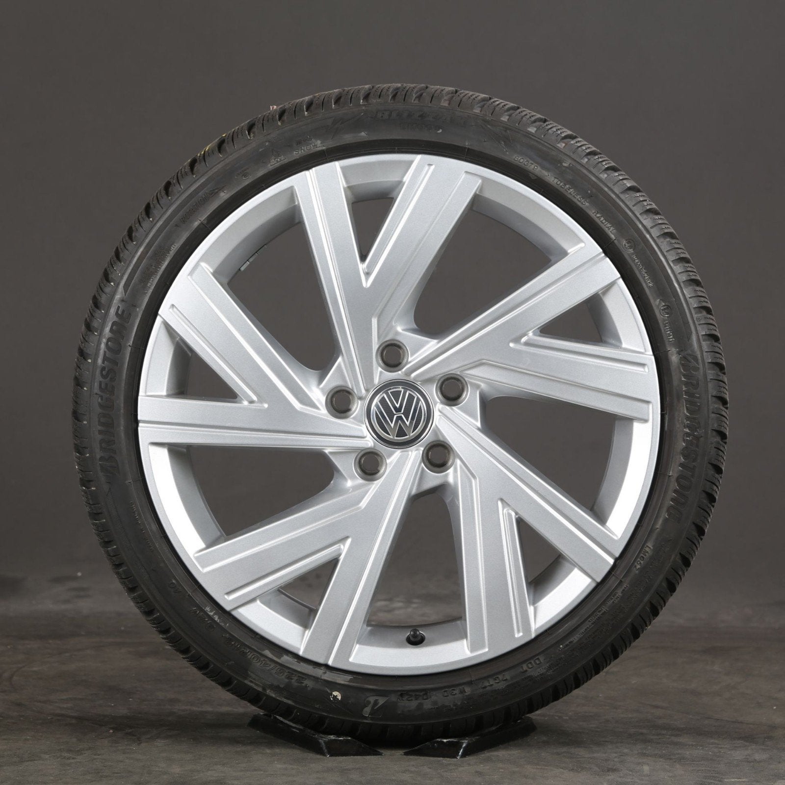 Originele 18 inch vw golf 8 gti bergamo velgen, Ophalen of Verzenden, 18 inch, Winterbanden