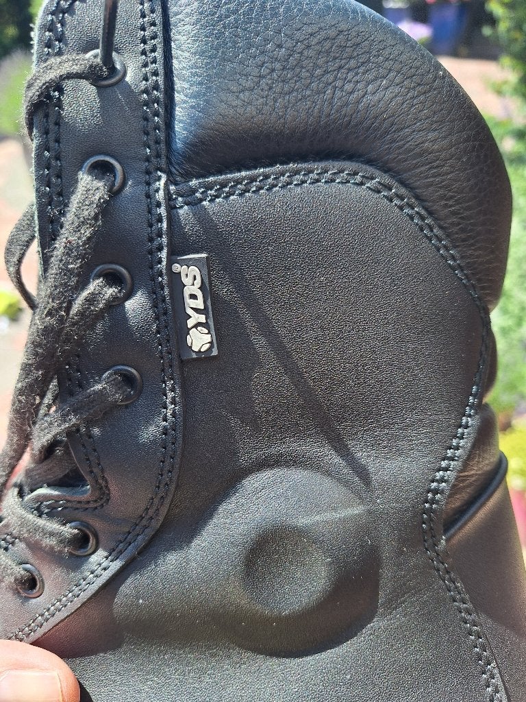 Kisten, Zwart, Boots, Ophalen of Verzenden, Zo goed als nieuw