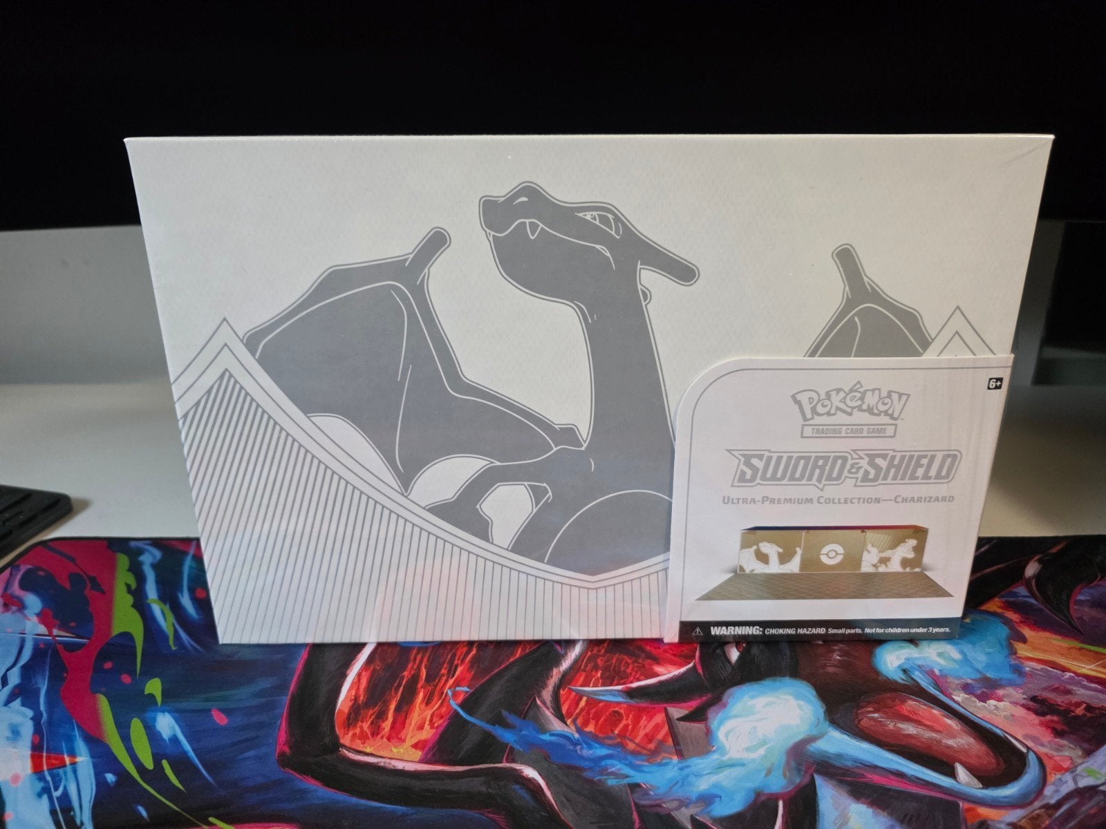 Charizard SwSh Upc, Ophalen of Verzenden, Zo goed als nieuw