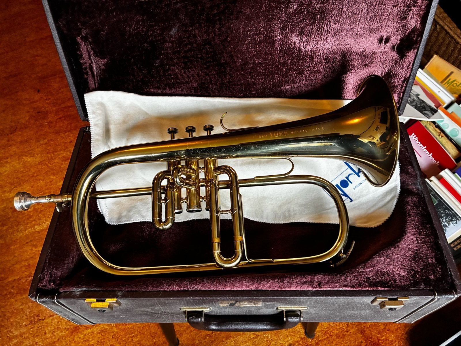 Bugel B&H York International met koffer, Muziek en Instrumenten, Blaasinstrumenten | Trompetten, Ophalen of Verzenden, Gebruikt