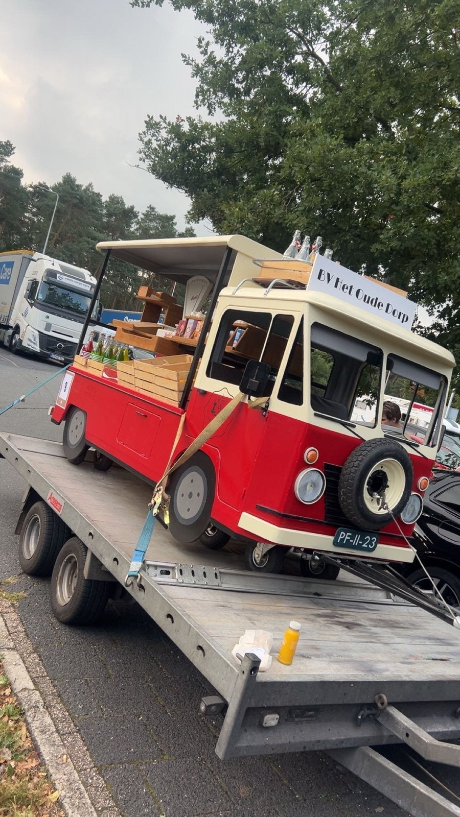 Verkoopwagentje carnavalskar stalletje marktkraam praalwagen, Ophalen, Zo goed als nieuw, Groter dan 1:32