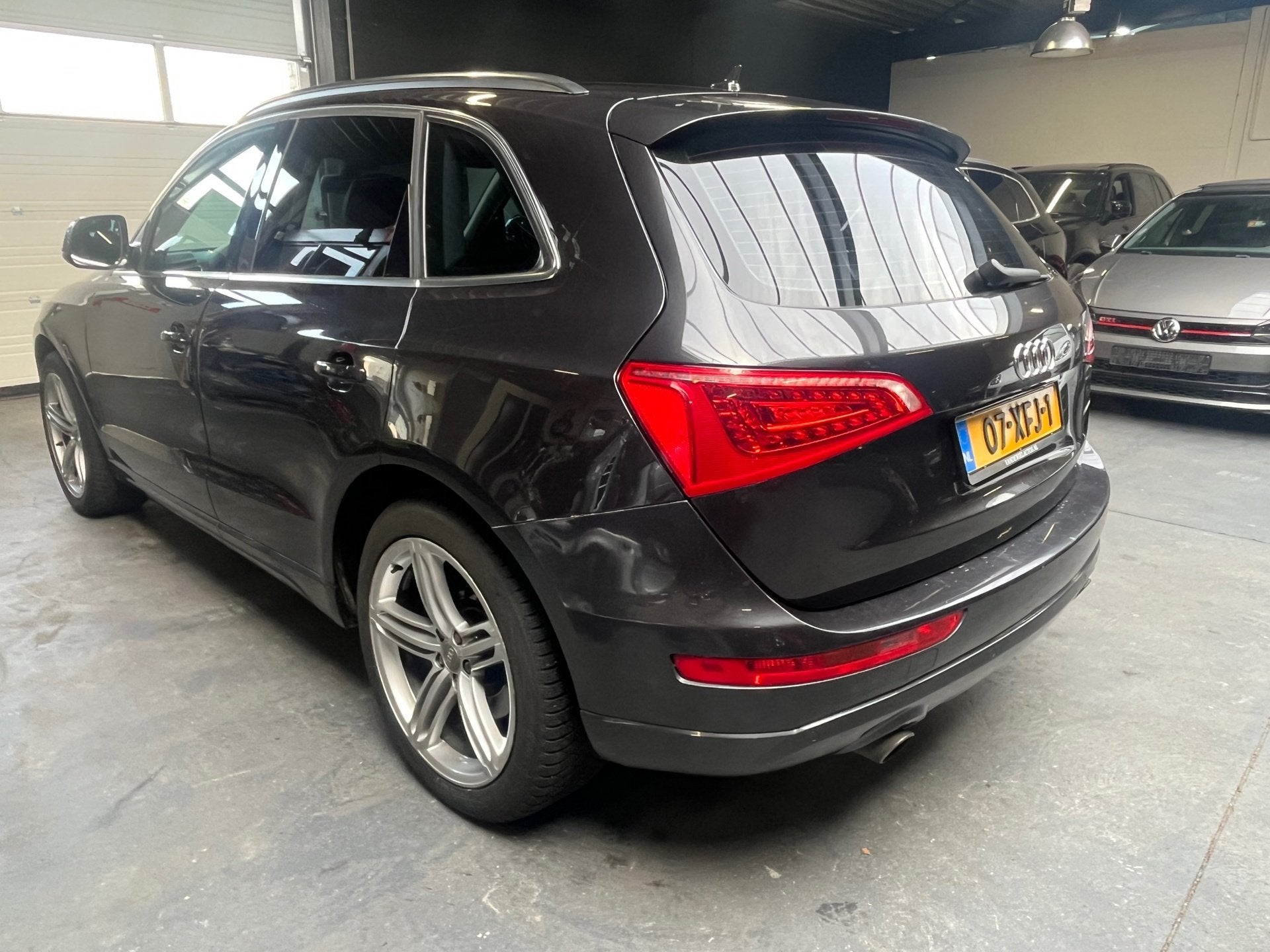 Audi Q5 2.0 TFSI hybrid quattro Pro line nl auto N.A.P deale, Auto's, Automaat, Gebruikt, Bedrijf, Vierwielaandrijving