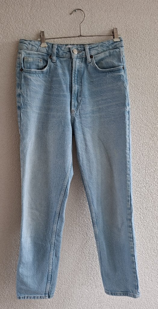 Zara spijkerbroek, maat 38, lichtblauw, in nette staat, Maat 38/40 (M), Blauw, Zara, Ophalen of Verzenden
