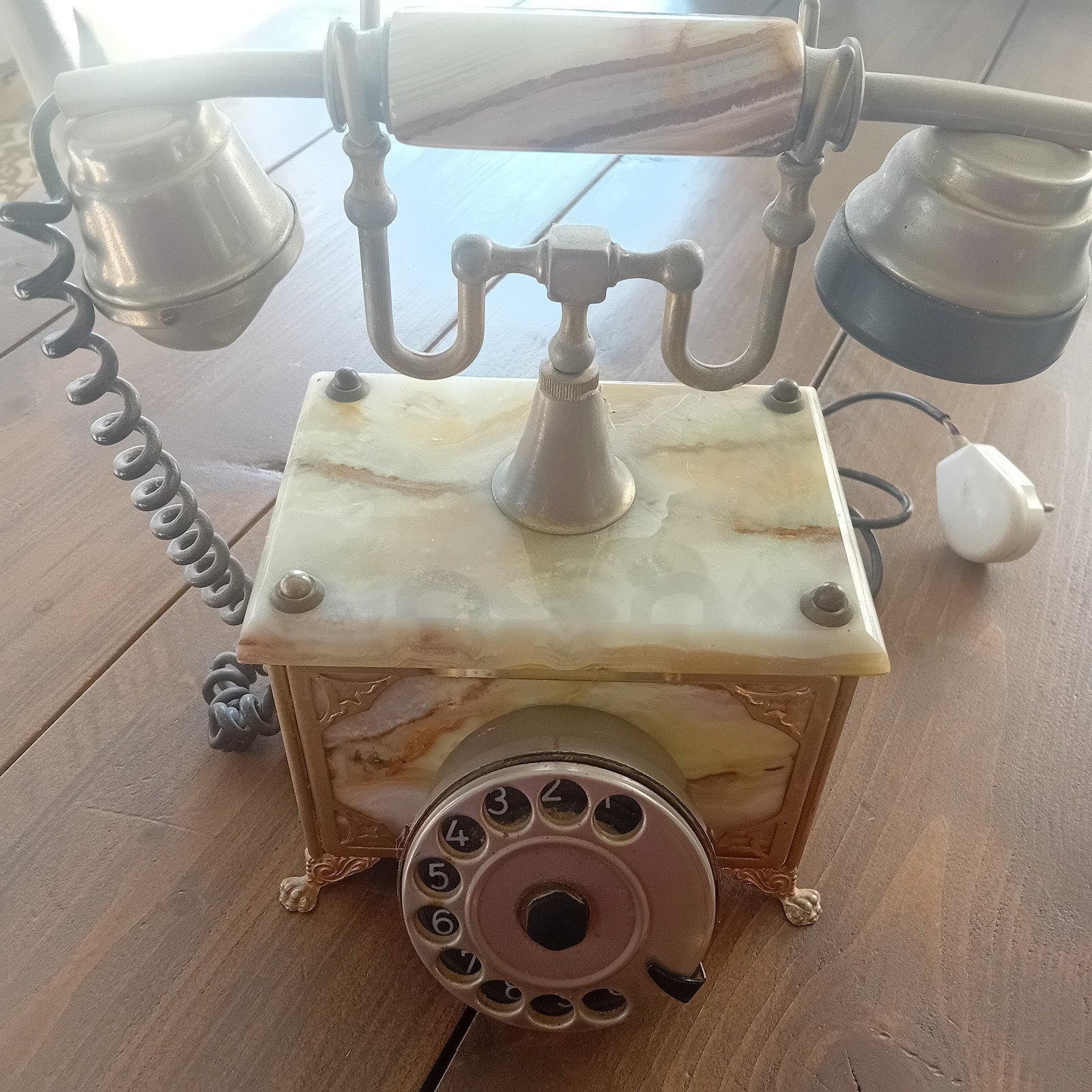 Ouderwetse vintage telefoon, Verzenden, Zo goed als nieuw, Met draaischijf