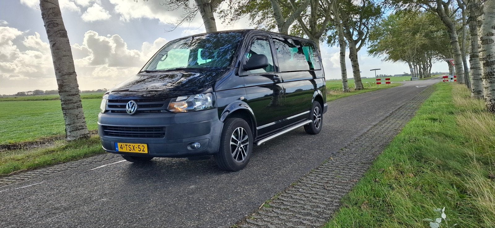 Volkswagen Transporter 2.0 TDI Kombi 62KW 2014 Zwart, Voorwielaandrijving, Zwart, 241 €/maand, Origineel Nederlands