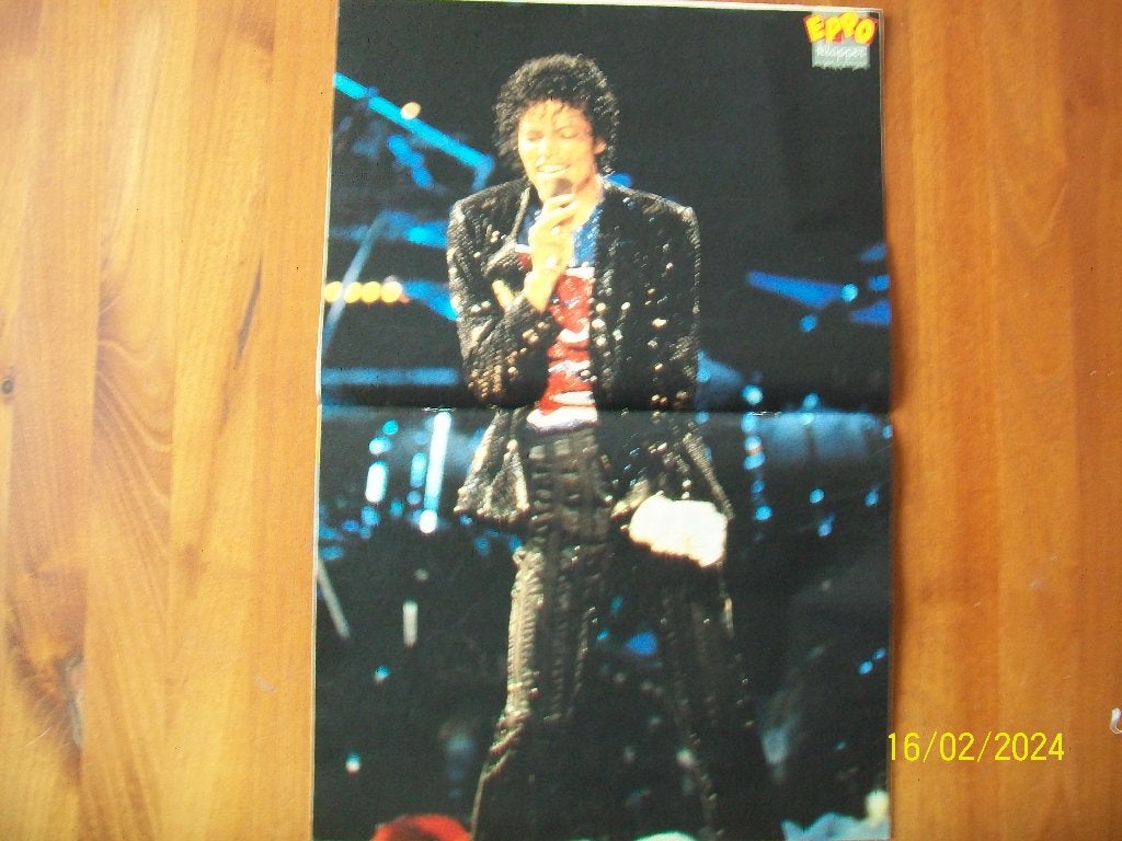 Poster Michael Jackson ( Eppo 1984), Verzamelen, Verzenden, Zo goed als nieuw, Boek, Tijdschrift of Artikel