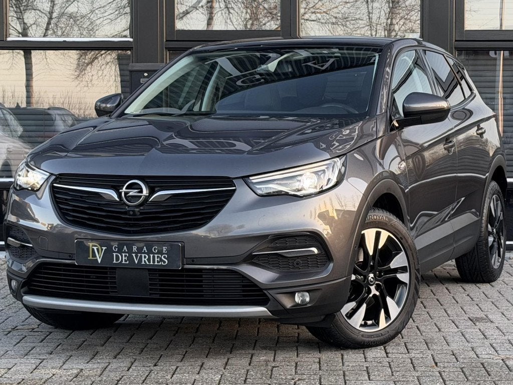 Opel Grandland X 1.6 Turbo Ultimate Aut Panoramadak Full Opt, Auto's, Opel, Gebruikt, Zwart, 4 cilinders, 181 pk