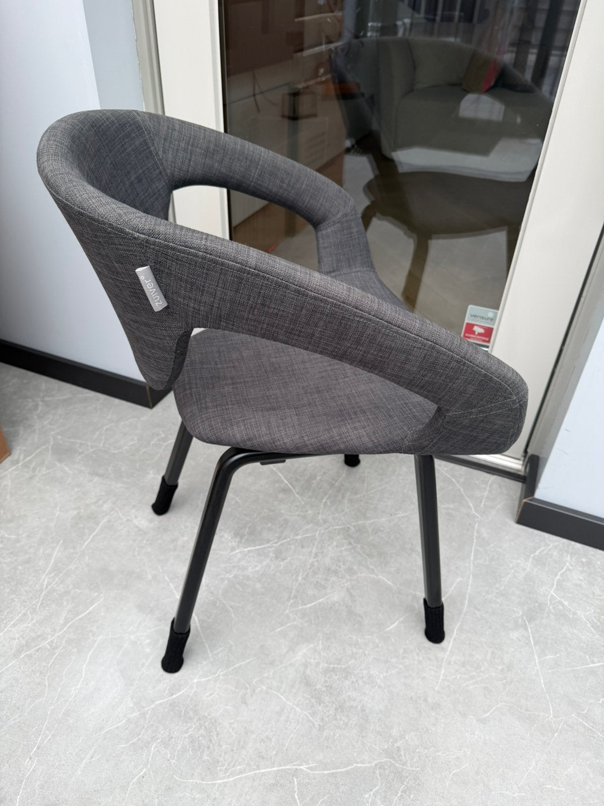 4 eettafel stoelen fauteuil stoelen van merk zuiver, Ophalen of Verzenden, Zo goed als nieuw, Grijs