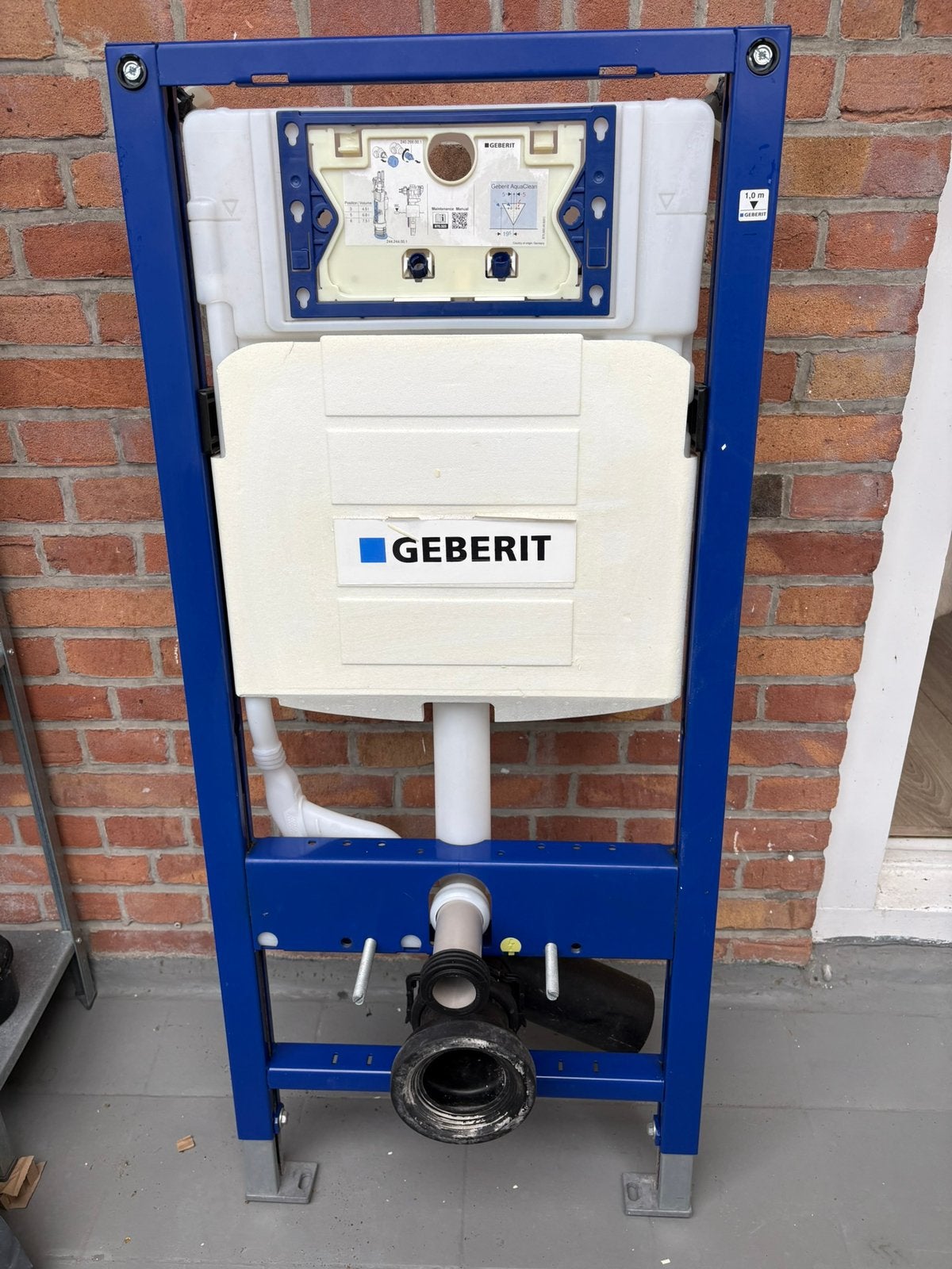 Geberit inbouwreservoir, Ophalen, Zo goed als nieuw, Toilet