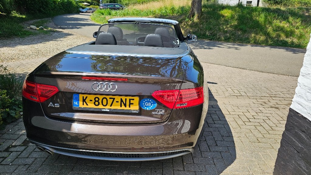 Audi A5 3.0 TDI Quattro 245pk S Tronic 2015, RECHTS GESTUURD, Auto's, Automaat, 4 stoelen, Diesel, Particulier