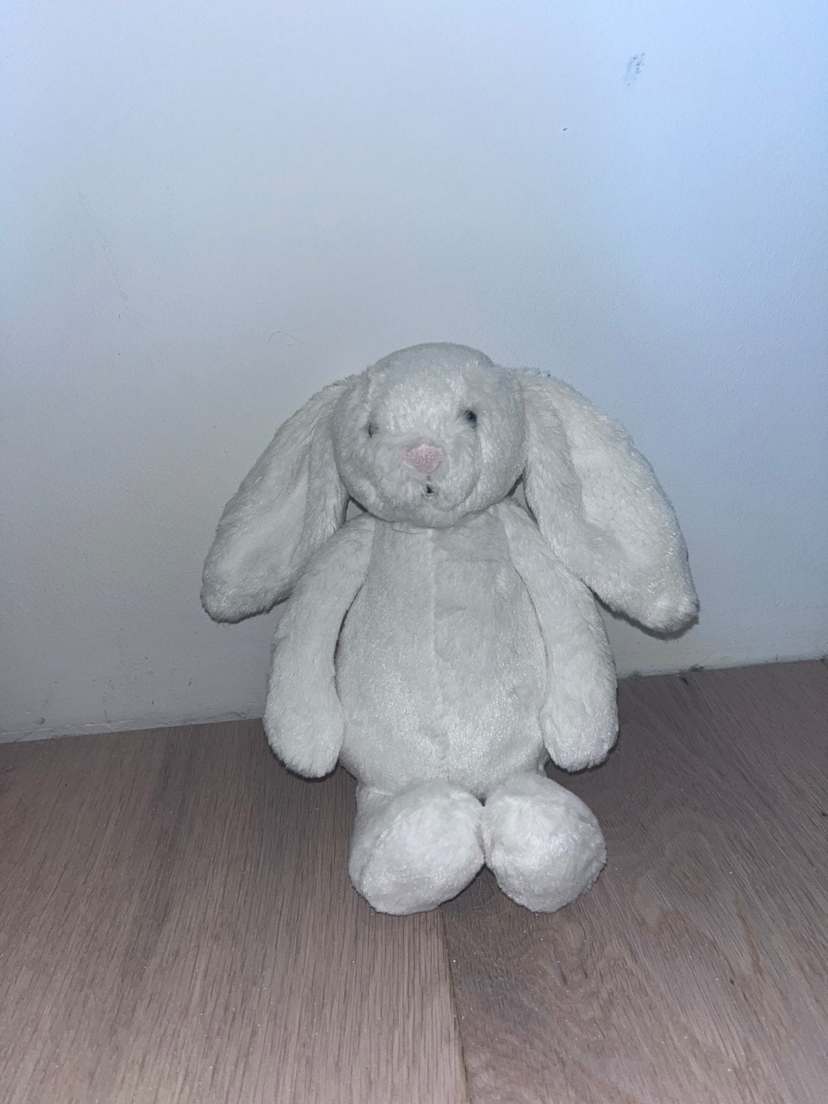Small jellycat basful bunny, Ophalen of Verzenden, Zo goed als nieuw, Konijn