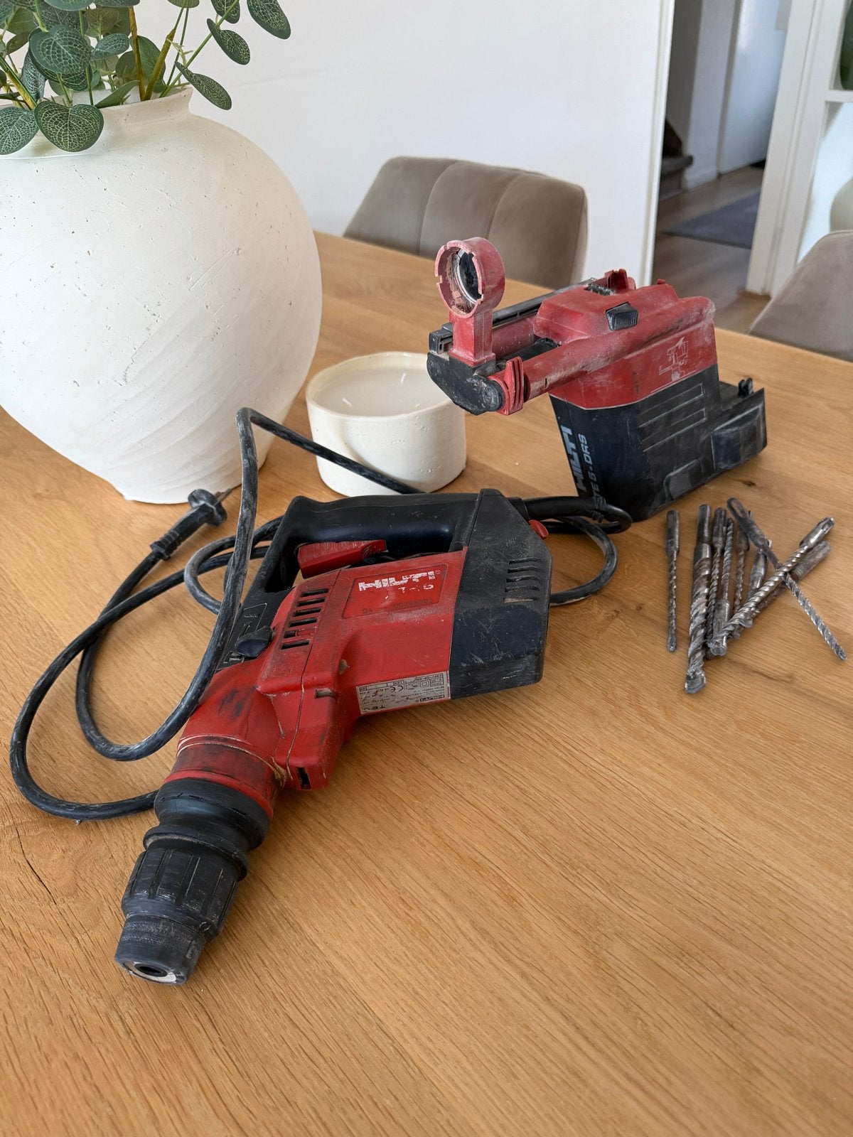 Hilti TE5 Boorhamer met Hilti TE5 DRS stofafzuiging, Ophalen, Boor- en/of Breekhamer, Klopboormechanisme, Gebruikt
