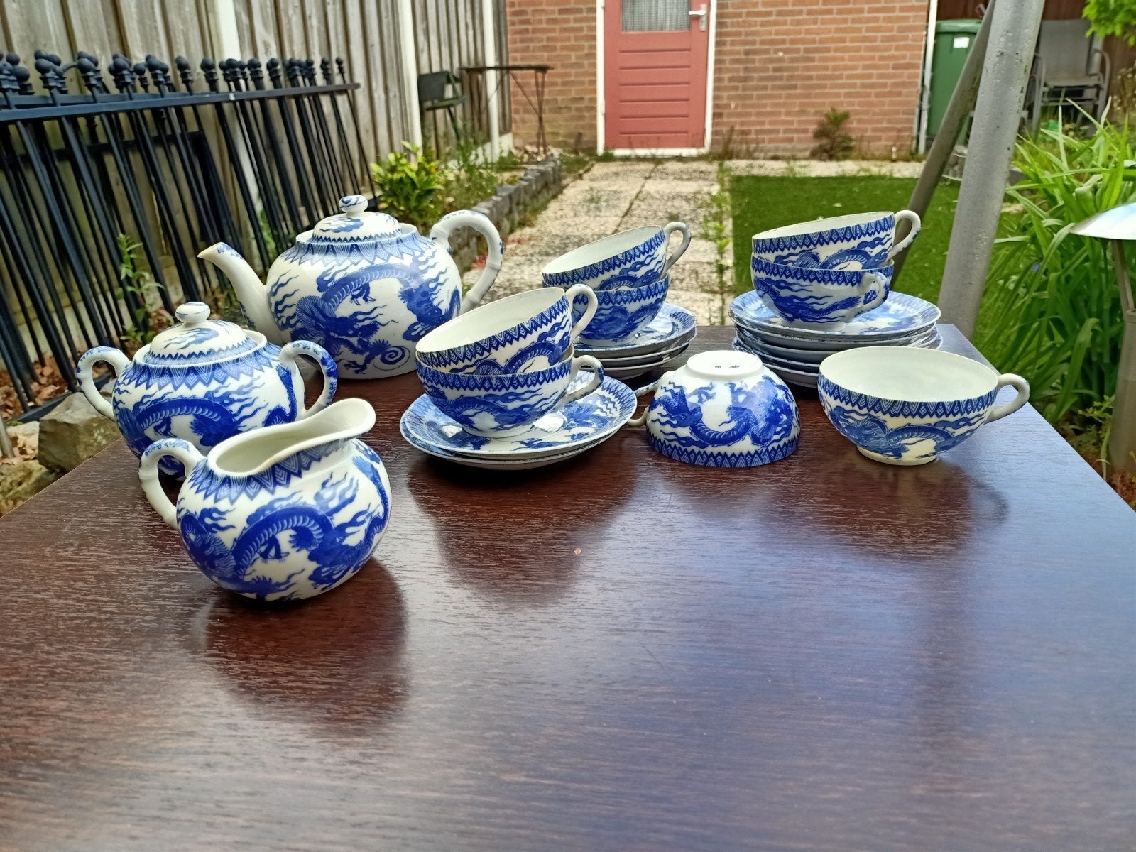 Antiek Servies , bieden, Ophalen of Verzenden