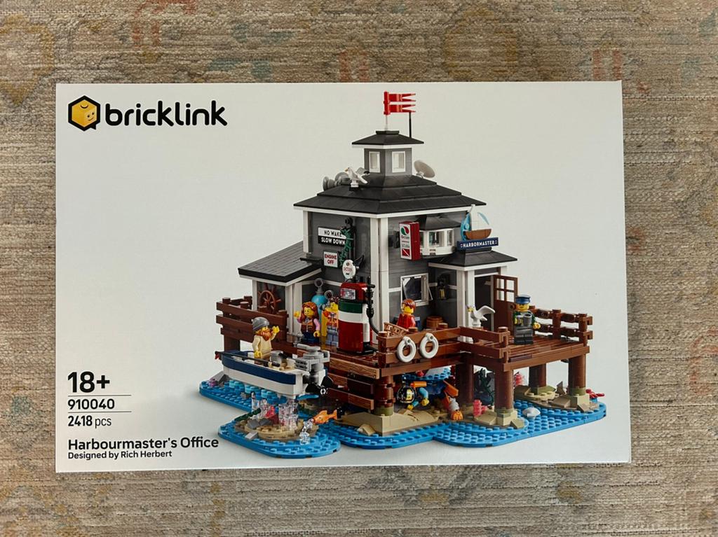 Lego Bricklink Harbourmaster Office 910040 nieuw, Lego, Nieuw, Ophalen of Verzenden, Icons