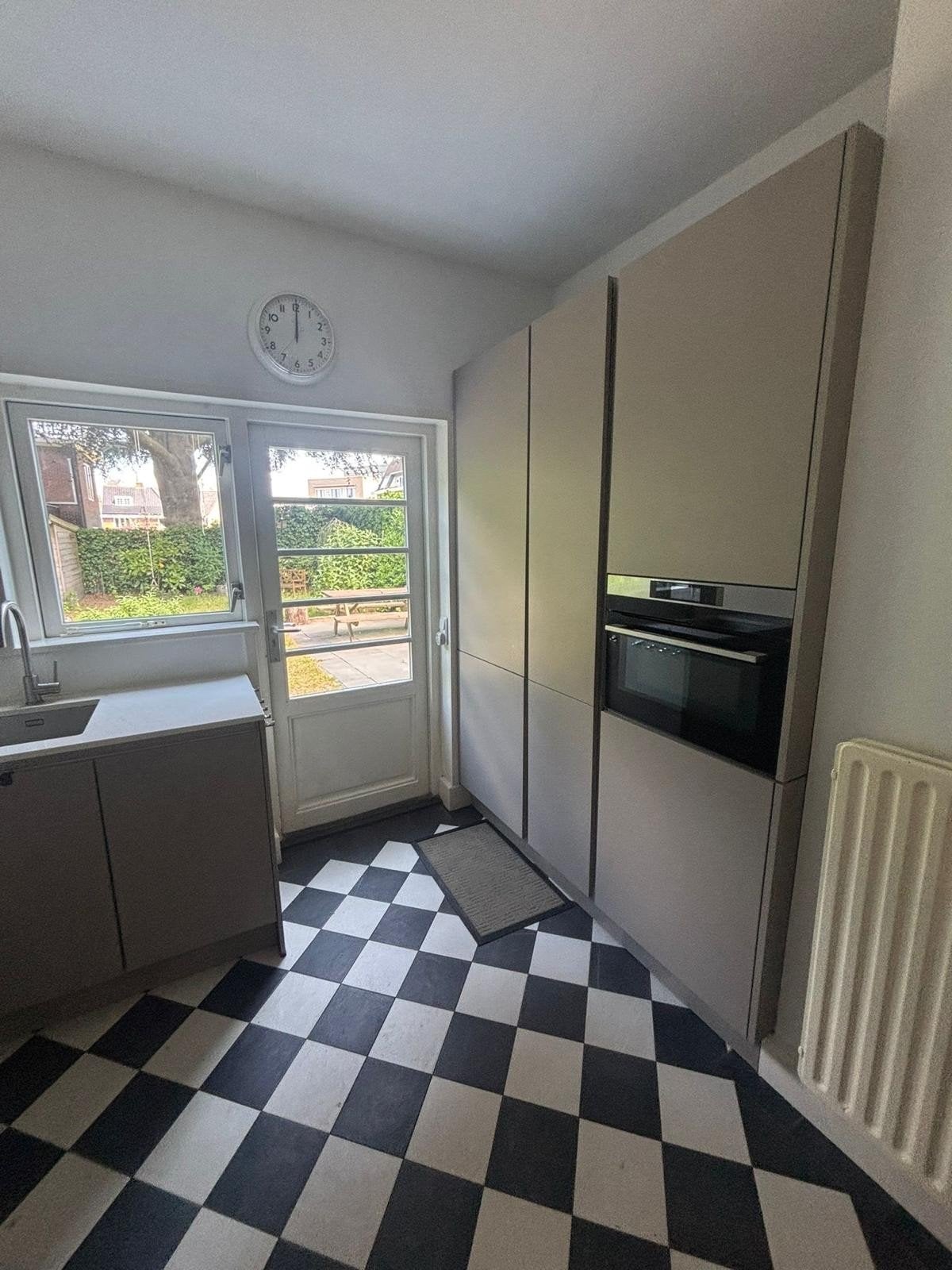 Complete zeer nette Häcker keuken incl.apparatuur + garantie, Overige typen, Ophalen of Verzenden, Zo goed als nieuw, Crème