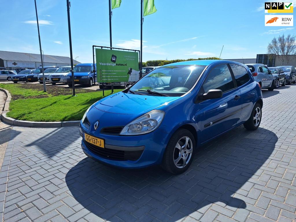 Renault Clio 1.2-16V Authentique / Mooie auto / APK mei 2026, Auto's, Renault, Voorwielaandrijving, 535 kg, Gebruikt, 4 cilinders