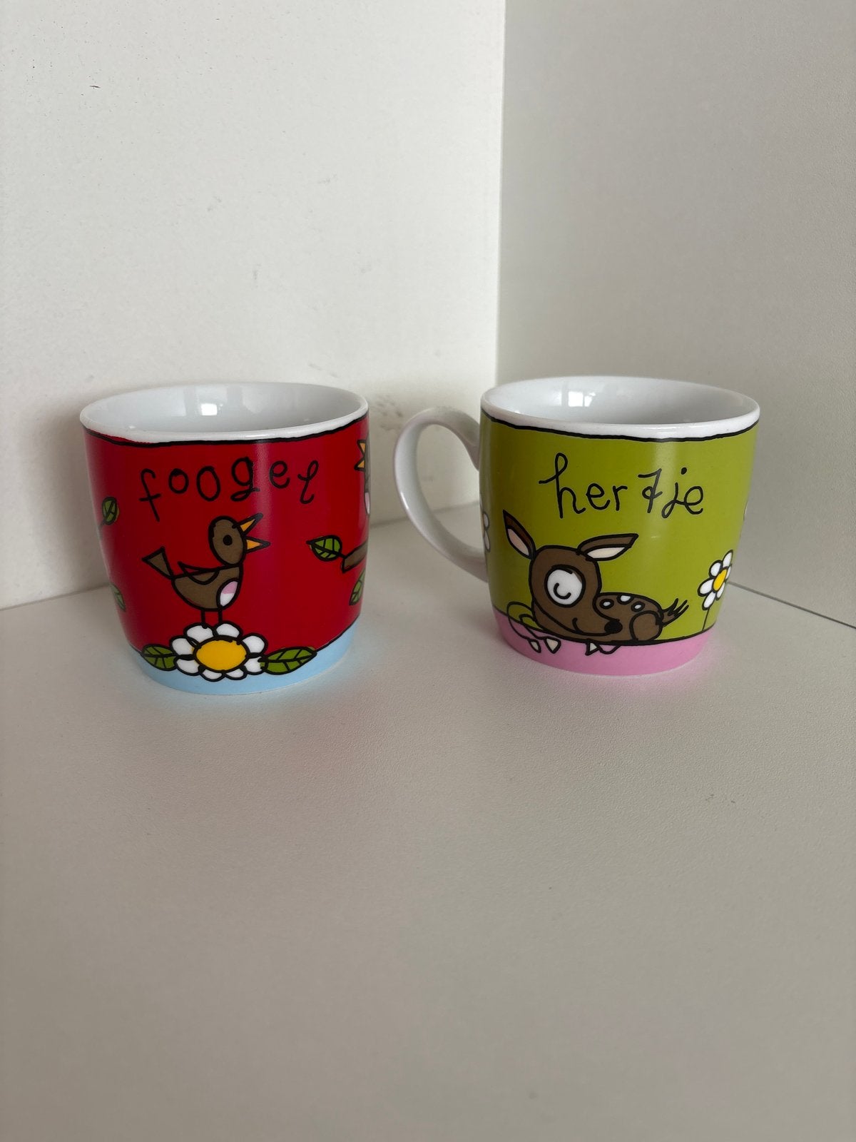 Set van 2 babette mokken: 'Foogel' en 'Hertje', Ophalen, Overige typen, Zo goed als nieuw, Steen/keramiek