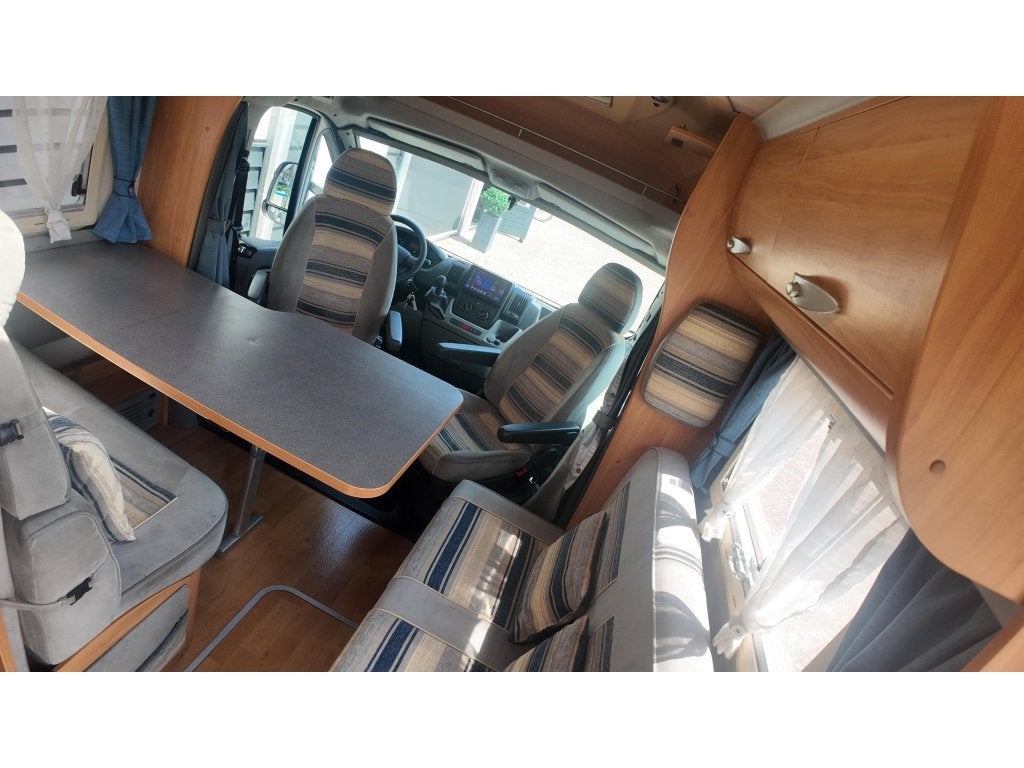 ADRIA CORAL S 680SP 5 persoons op Fiat Ducato 2.3 JTD 130, Caravans en Kamperen, Overige merken, Chemisch toilet, Fiat, Bedrijf