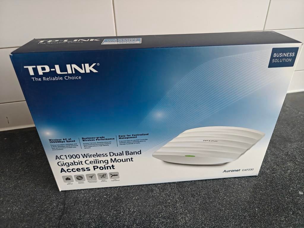TP-Link EAP330, Computers en Software, Accesspoints, Zo goed als nieuw, Ophalen of Verzenden