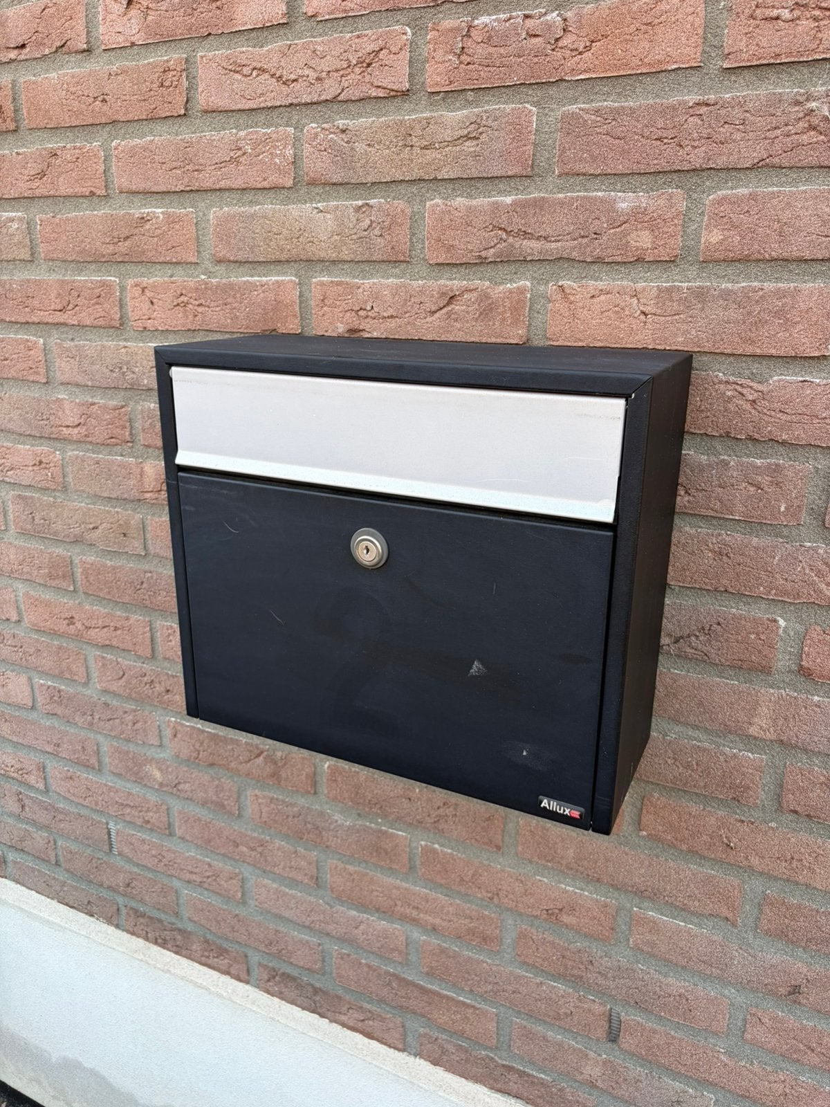 Afsluitbare brievenbus, Tuin en Terras, Brievenbussen, Ophalen, Gebruikt, Aluminium, Wandbrievenbus