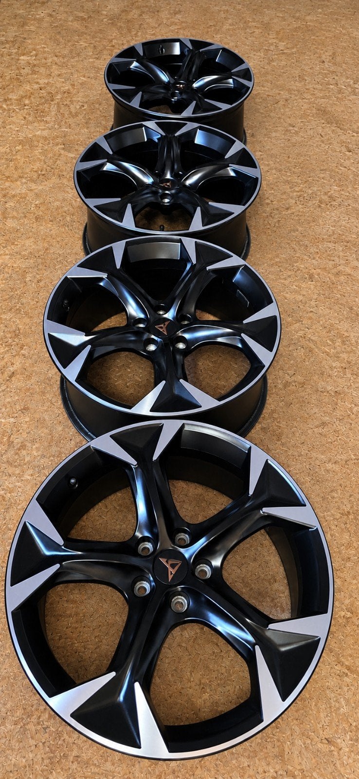 Originele Cupra Formentor velgen 19 Inch -5FF601025-E, Auto-onderdelen, Velg(en), All Season, Personenwagen, Ophalen