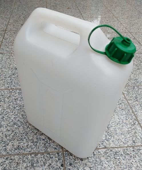 Jerrycan water 10 liter, Caravans en Kamperen, Ophalen of Verzenden, Zo goed als nieuw