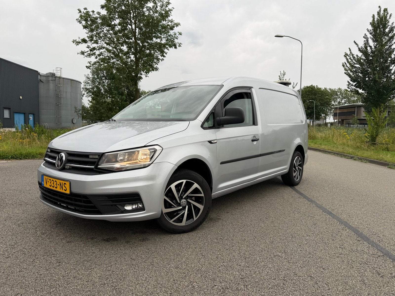 Volkswagen Caddy Maxi 2.0 TDI Comfortline 2018, Auto's, Euro 6, 4 cilinders, Volkswagen, Grijs