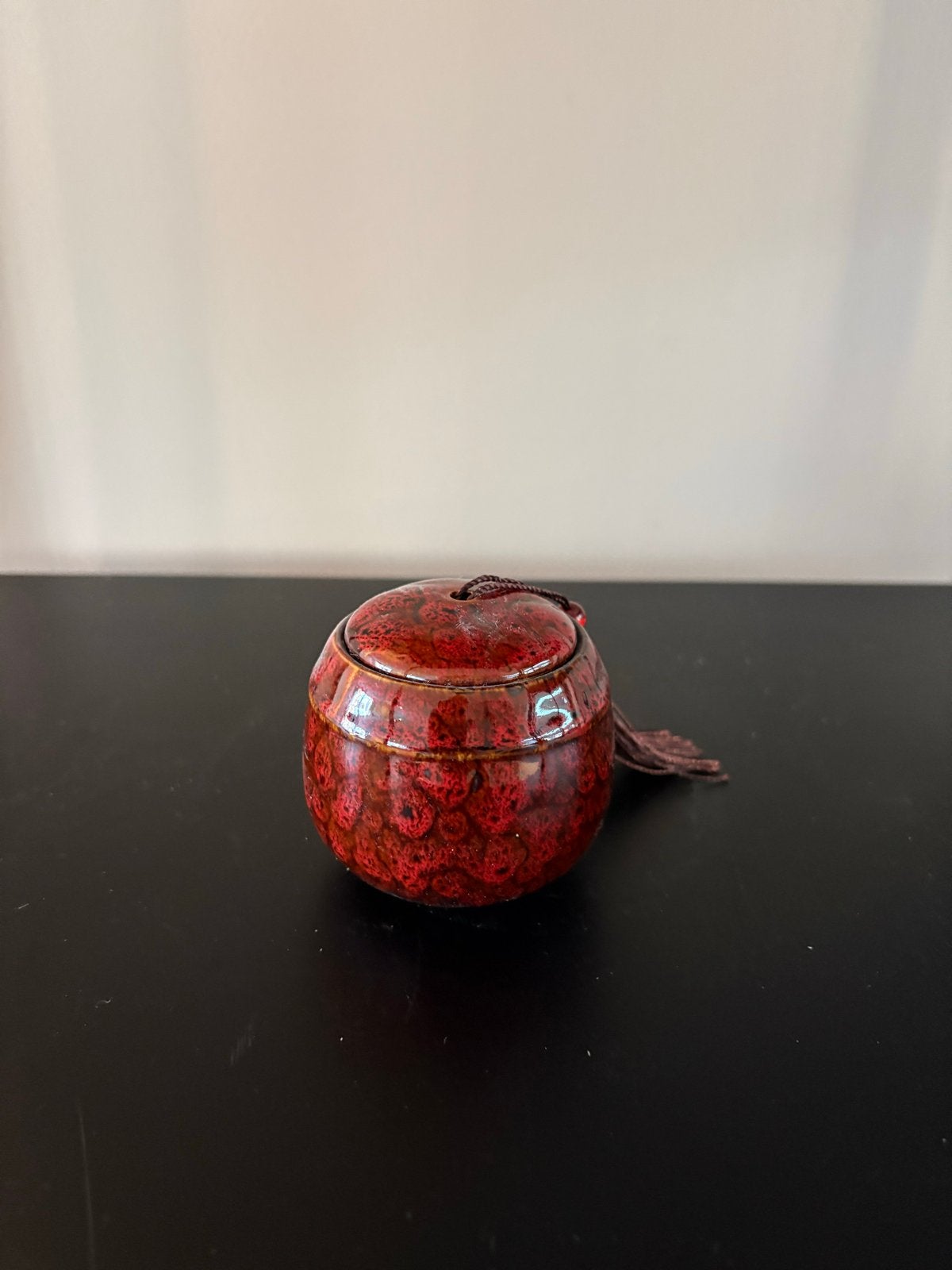 Keramische Urn Rood 130ml - Sierlijke Mini Urn, Ophalen of Verzenden