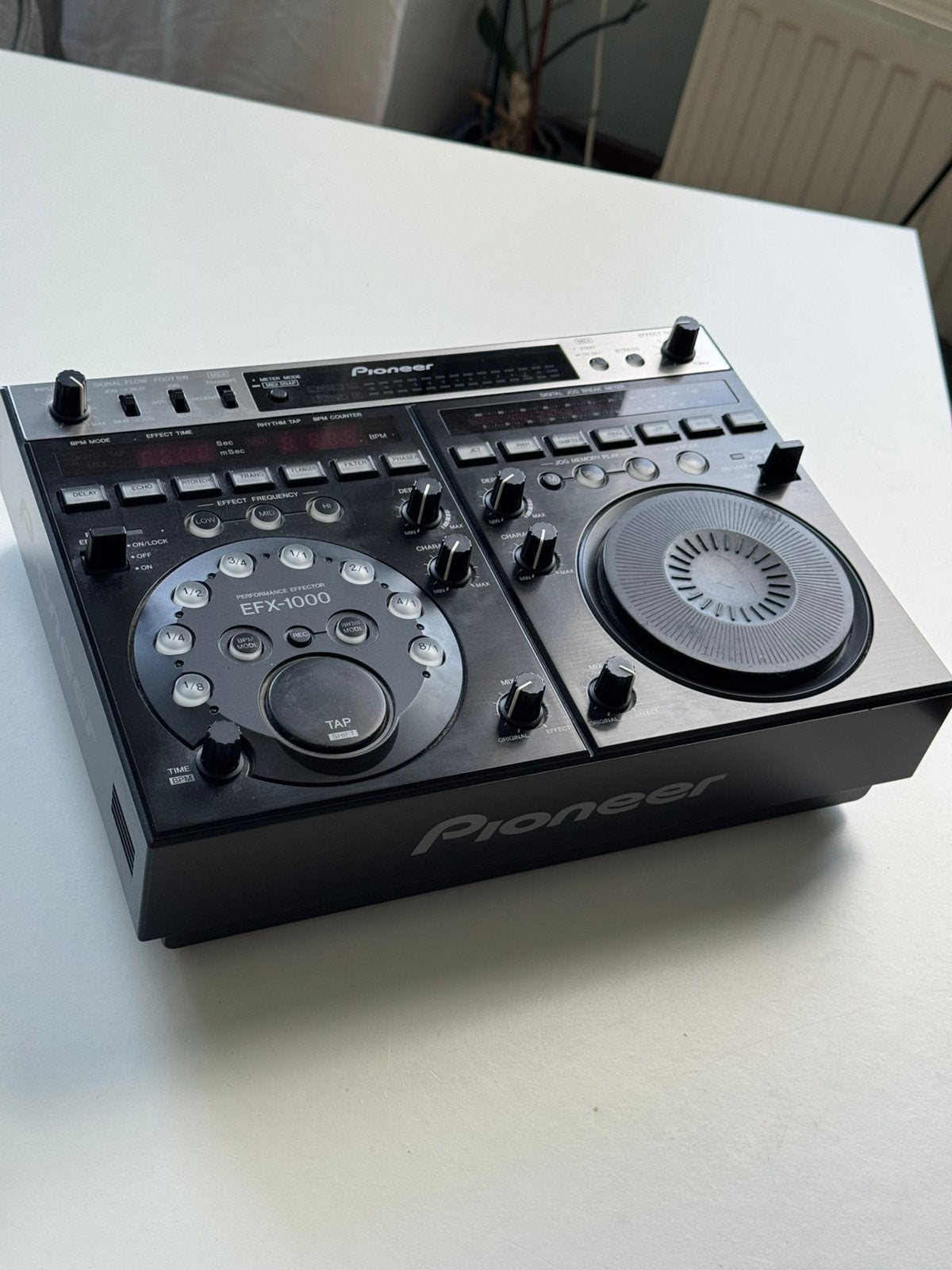 Pioneer EFX-1000, Ophalen, Zo goed als nieuw