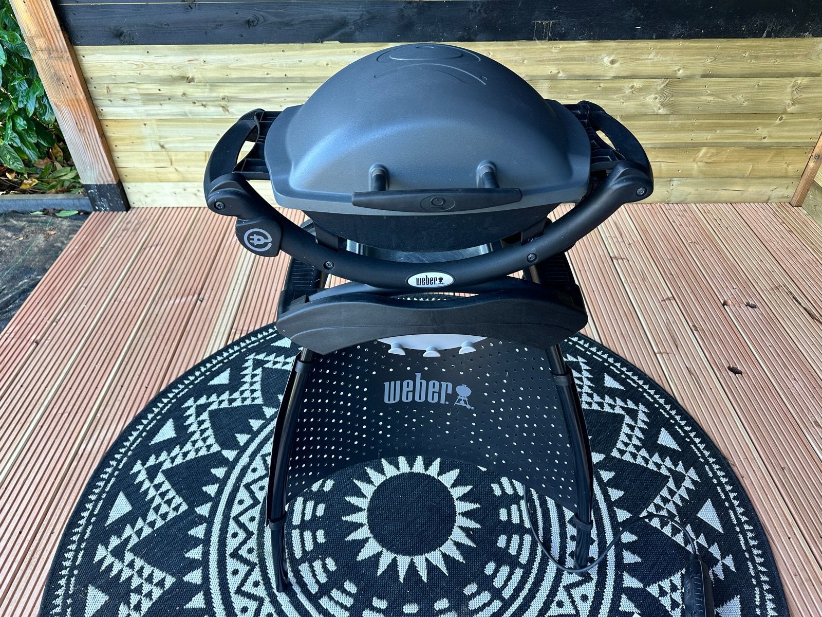 Weber Q1400 elektrische barbecue met onderstel, Ophalen, Zo goed als nieuw