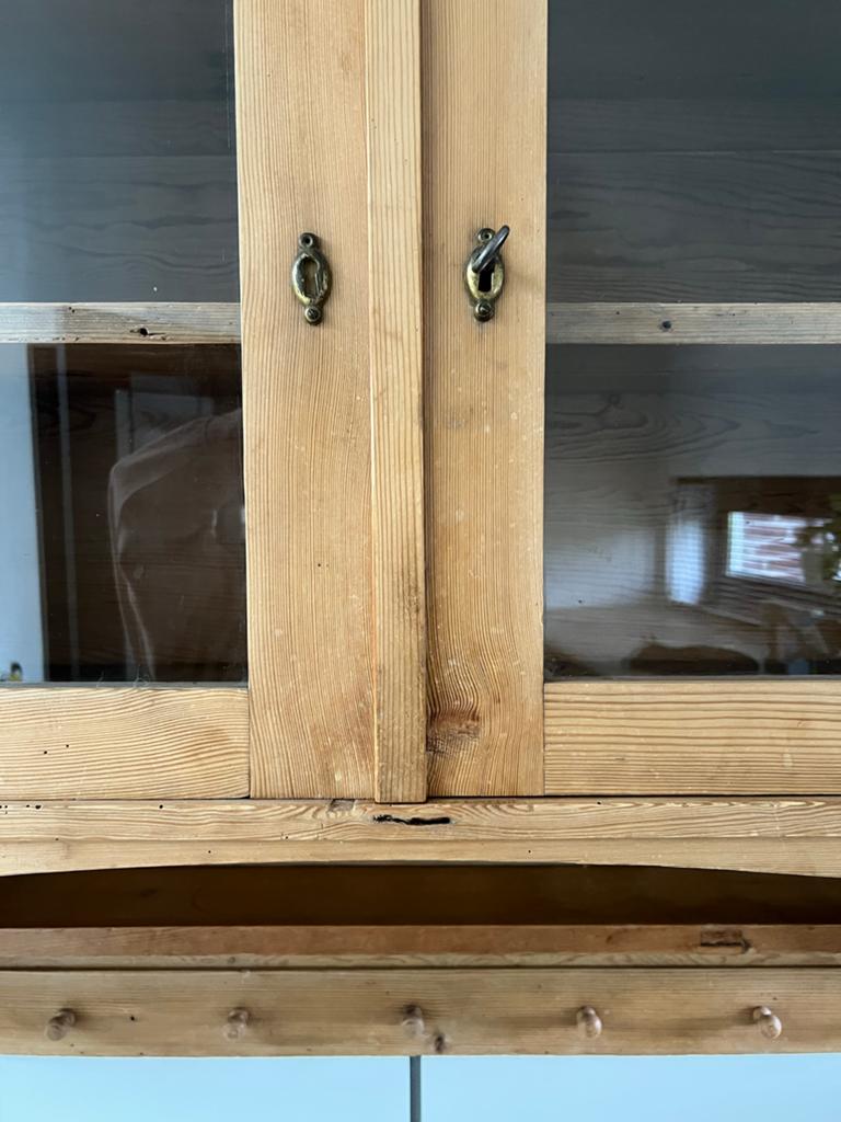 Grenen Keukenkast / Rek met Glazen Deuren, Ophalen, Gebruikt, 100 tot 150 cm, Minder dan 100 cm