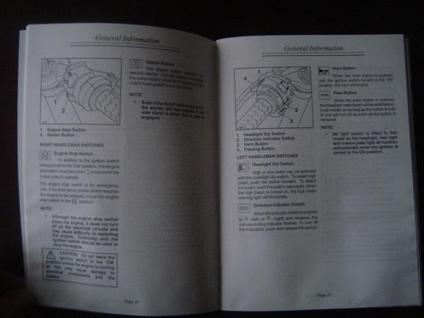 Triumph Daytona 600 2003 motorcycle owner's manual, Motoren, Ophalen of Verzenden, Harley-Davidson of Buell