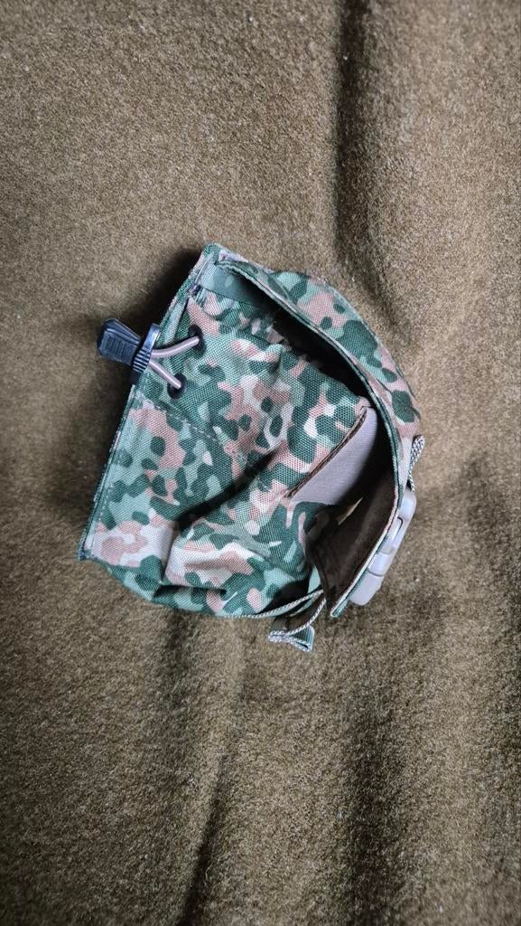 Nfp voss pouch dm25, Ophalen of Verzenden, Landmacht, Nederland, Overige typen