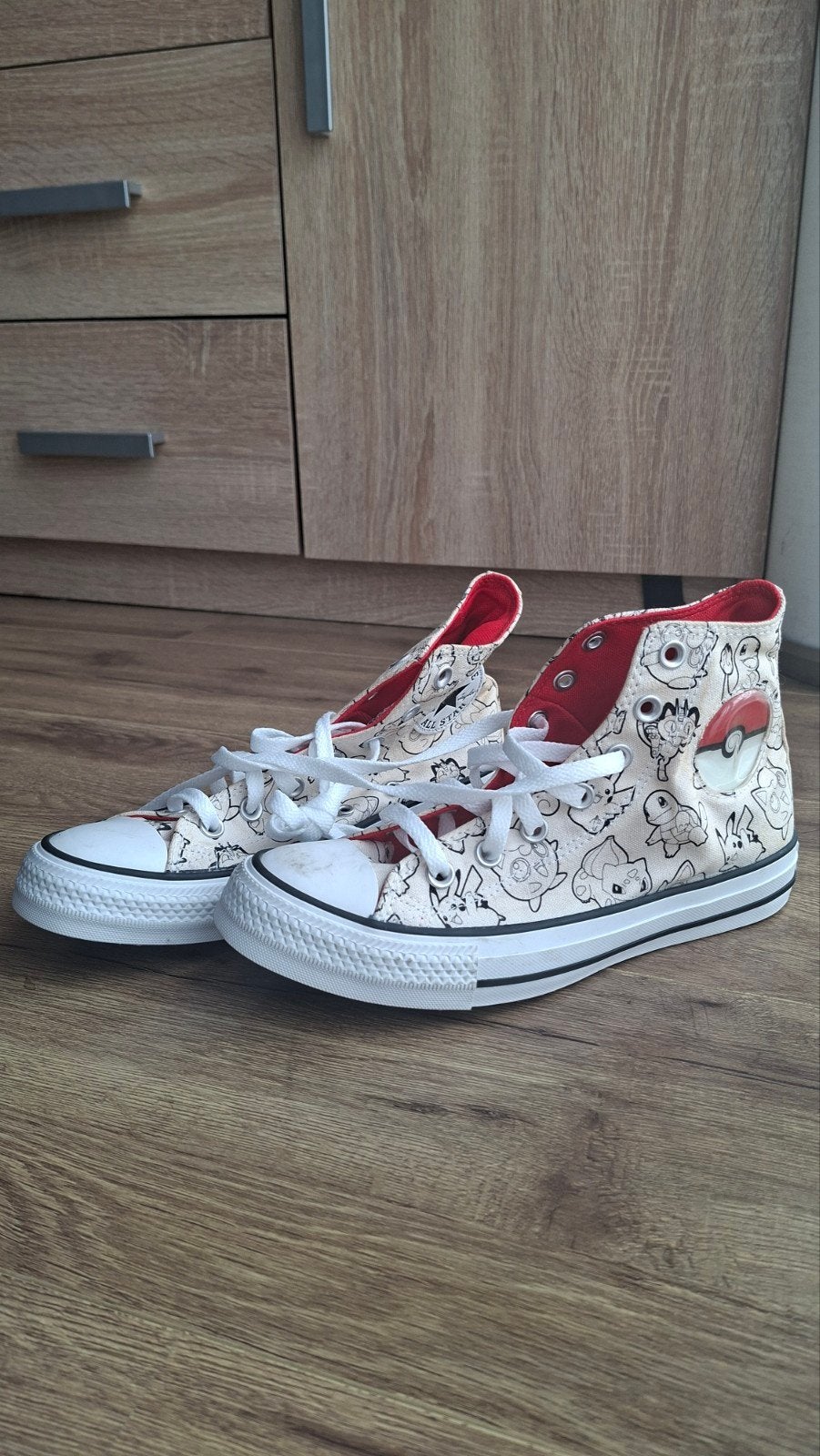 Pokémon Converse All Stars - 25 Jaar Jubileum, Ophalen of Verzenden, Sneakers of Gympen, Converse All Stars, Gedragen