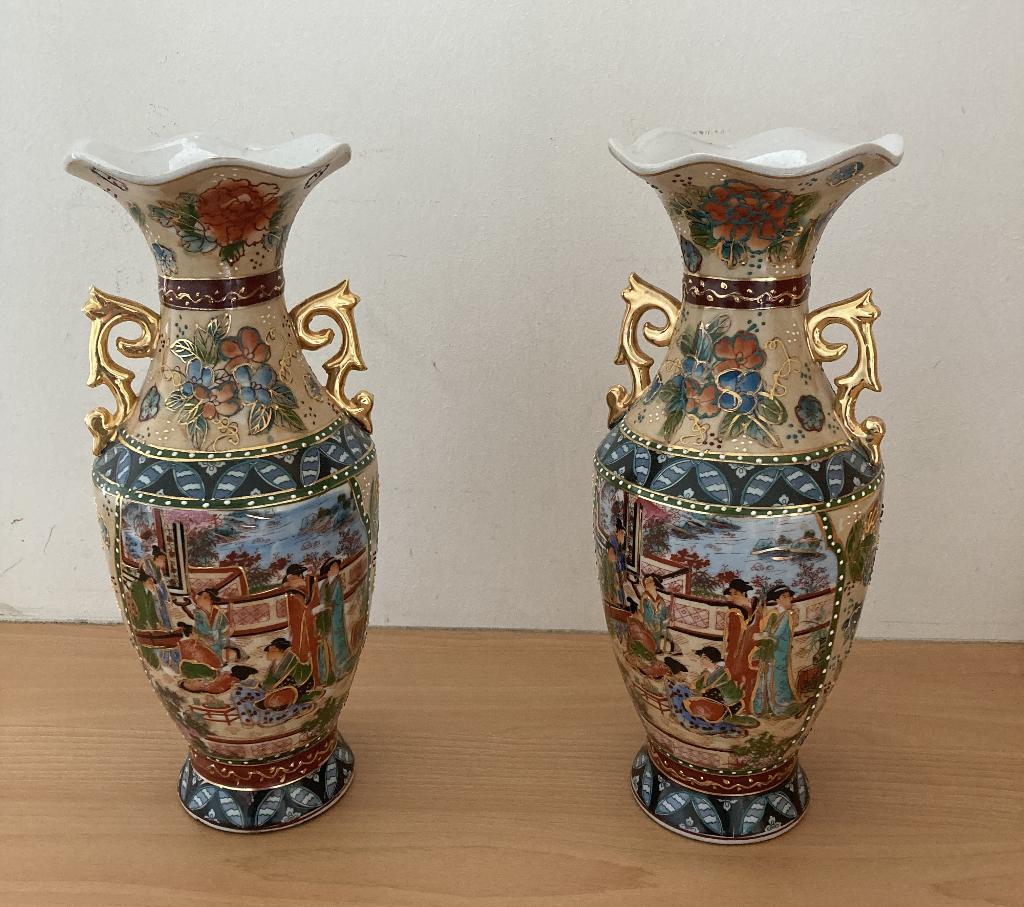 Twee prachtige Chinese vazen Asia porcelein Geisha Girls, Ophalen