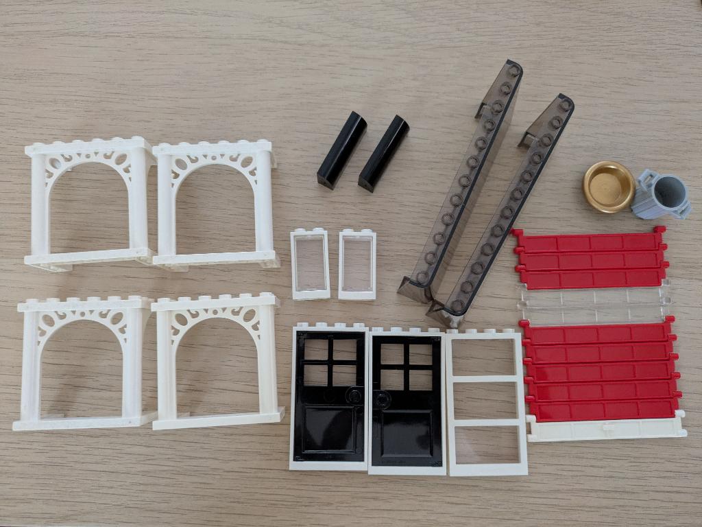 LEGO onderdelen uit Fire Brigade en Grand Emporium, Kinderen en Baby's, Speelgoed | Duplo en Lego, Ophalen of Verzenden, Losse stenen