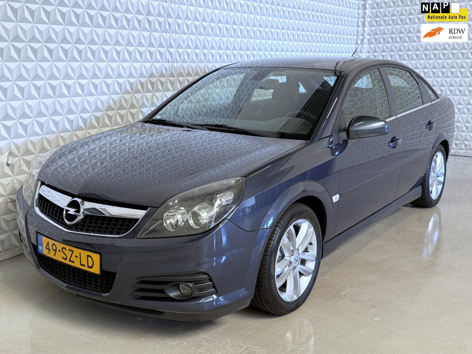 Opel Vectra GTS 1.8-16V Airco Cruise Sportvelgen Trekhaak(20, Auto's, Opel, Voorwielaandrijving, Gebruikt, 4 cilinders, 1796 cc