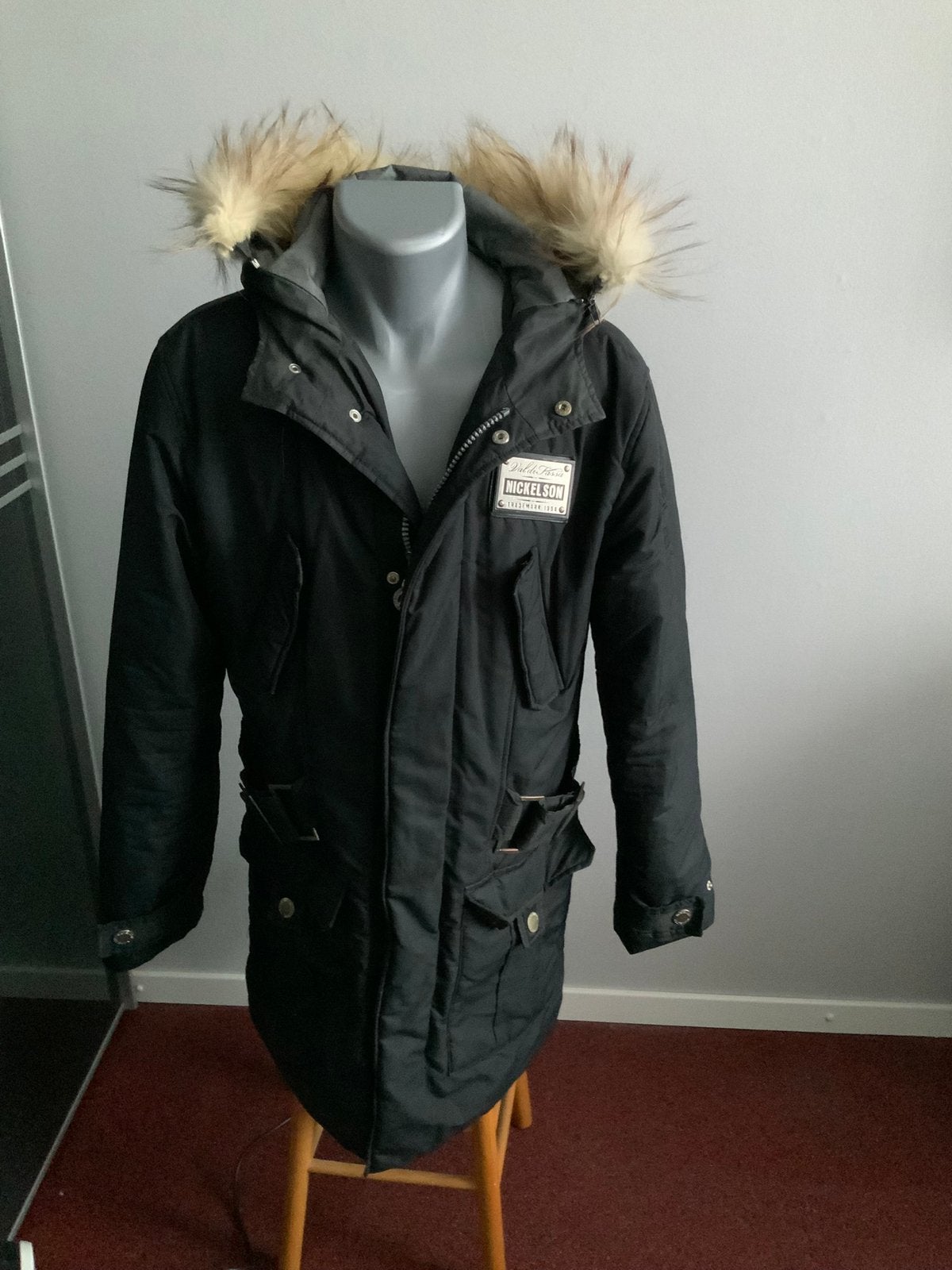 Leuke zwarte winterjas van het merk Nickelson. Maat M., Ophalen of Verzenden, Gedragen, Maat 38/40 (M), Zwart