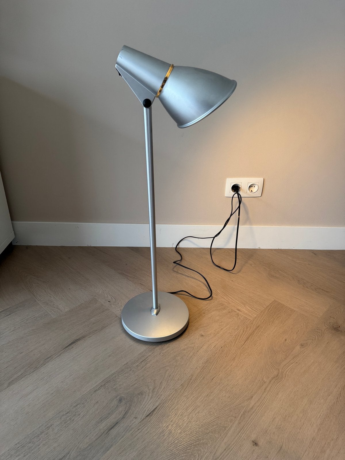 Artemide Spy Vloerlamp - Zilverkleurig Design, Huis en Inrichting, Ophalen, Gebruikt, 100 tot 150 cm, Overige fittingen