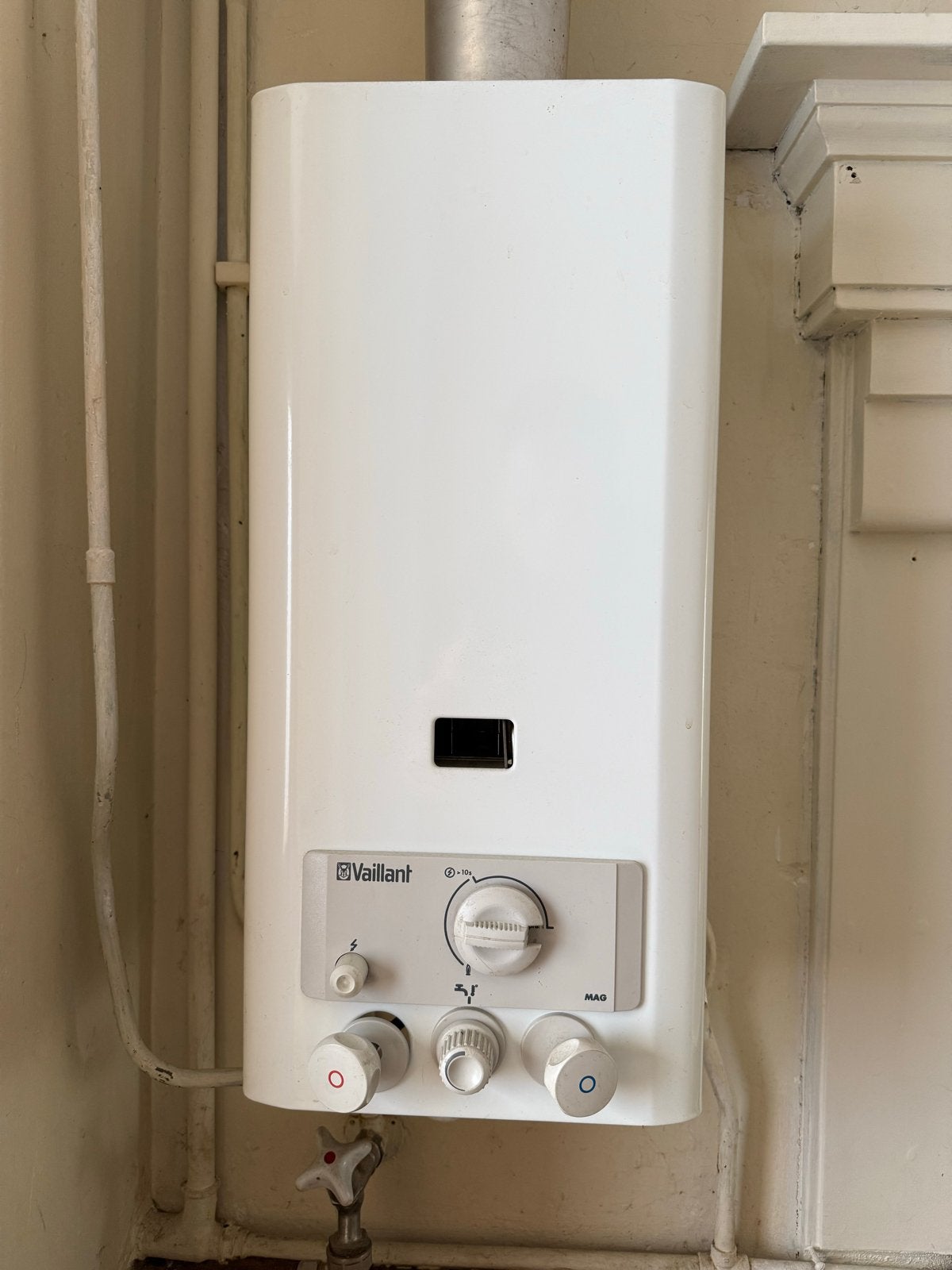 Geiser Vaillant MAG  - Compact en Efficiënt Warm Water, Doe-het-zelf en Verbouw, Ophalen, Gebruikt, Aardgas, Geiser
